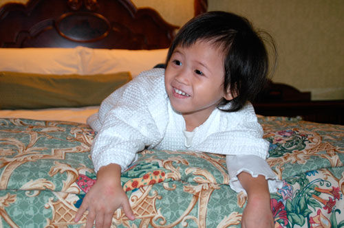 gal/2 Year and 10 Months Old/DSC_9480.jpg